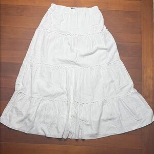 Brandy Melville White Tiered Maxi Skirt